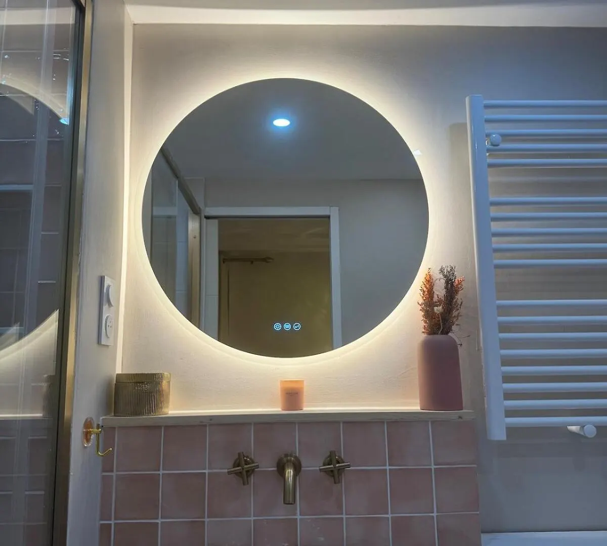 Elegant Studio Between Train Station And City Center Aix-les-Bains