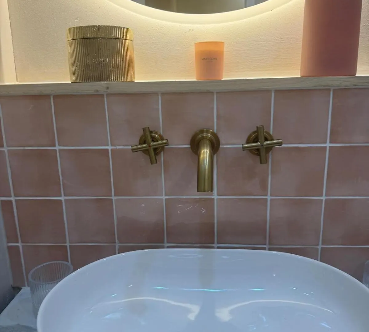 Apartment Elegant Studio Between Train Station And City Center Aix-les-Bains