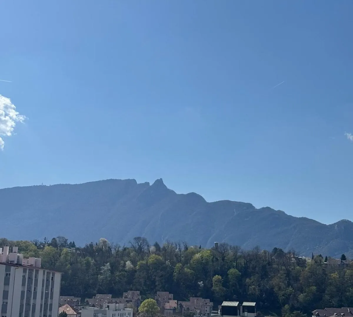 Elegant Studio Between Train Station And City Center Aix-les-Bains France